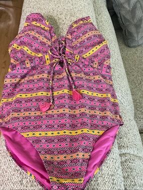 NWT  Jessics Simpson Bathing suit